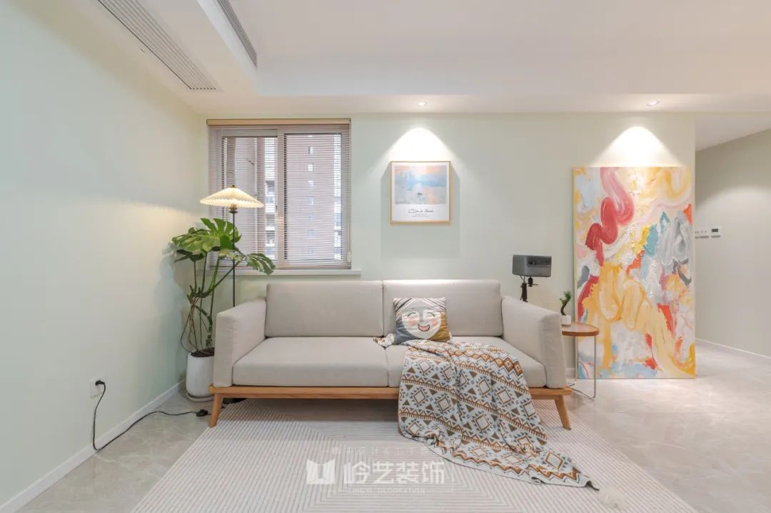 1675662454 1675662454