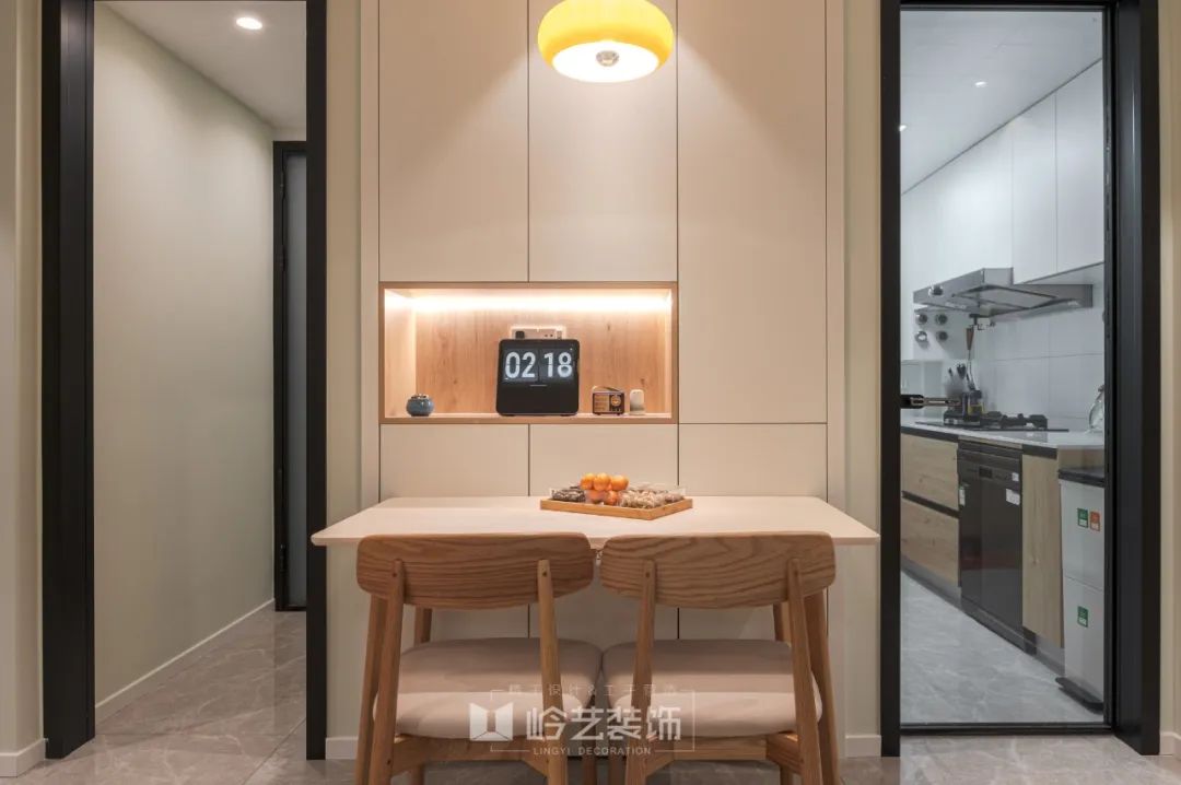 1675662469 1675662469